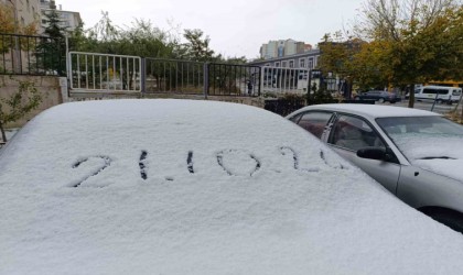 Vanda her yer beyaza büründü