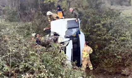 Yoldan çıkan araç kanala düştü: 1 yaralı