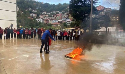 Zonguldakta deprem ve yangın tatbikatı gerçekleştirildi