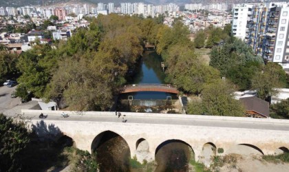 Adananın Kozan ilçesinde tarih ve doğa güzelliği büyülüyor