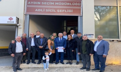 AK Parti Koçarlı İlçe Başkanı Demir, mazbatasını aldı