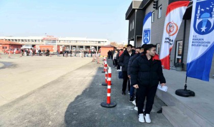 Ankara İtfaiyesinin 300 itfaiye memuru alımına yoğun ilgi