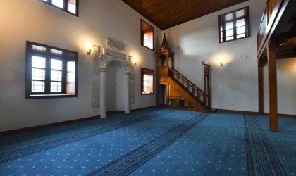 Ankarada ahşap serenli minaresiyle dikkat çeken Hamidiye Camii aslına uygun olarak yeniden inşa edildi