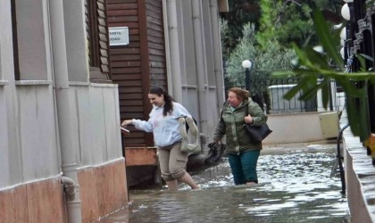 Antalyada ünlü turizm merkezi sular altında