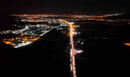 Ara tatil başladı, 43 ilin geçiş güzergahında trafik yoğunluğu arttı: Havadan böyle görüntülendi