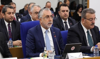 Bakan Işıkhan: “Deprem bölgesindeki 4 il ve 2 ilçeye 2025 yılı için TYP kapsamında 10 bin ilave istihdam verilecek”