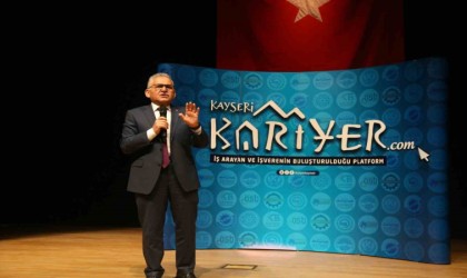 Başkan Büyükkılıç: Kayseri kariyer merkezimiz 1 ayda 305 kişiye istihdam sağladı