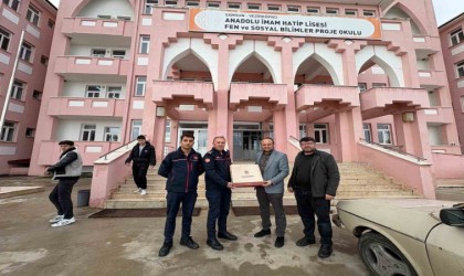 Başkan Doğandan Öğretmenler Günü hediyesi