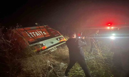 Bilecikte yangına giden itfaiye aracı kaza yaptı, sürücü araçtan atlayarak kurtuldu