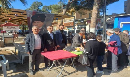 CHPli Meclis üyeleri Köşkte lokma hayrı yaptı