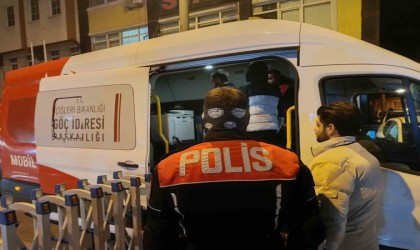 Edirnede nefes kesen göçmen operasyonu: 17 kaçak göçmen ve 1 FETÖ şüphelisi yakalandı