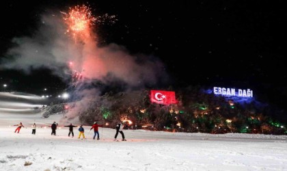 Ergan Kayak Merkezi Türkiyenin en uygun fiyatlarla hizmet veren kayak merkezi olarak dikkat çekti