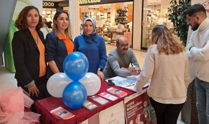 Erzincanda Dünya Diyabet Günü kapsamında stant açıldı