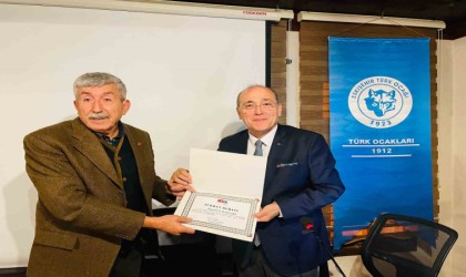 Eskişehir Türk Ocağı ‘Yurt Dışında Eğitim: İmkânlar - Fırsatlar konferansı düzenledi