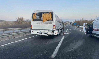 Fabrika servis otobüsü kaza yaptı, 10 işçi yaralandı