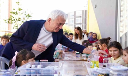 Finike Belediyesinden ara tatilde Kavanozunu Kap Gel etkinliği