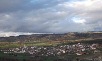 Gedizde kayıp kadından 3. haftasında da bir iz bulunamadı