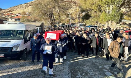 Hayatını kaybeden emekli astsubay son yolculuğuna uğurlandı