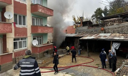 Ispartada odunlukta çıkan yangın söndürüldü