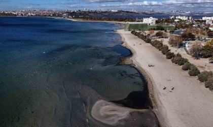 İstanbulda deniz suyu çekildi, balıkçılar avlanmaya çıkamadı