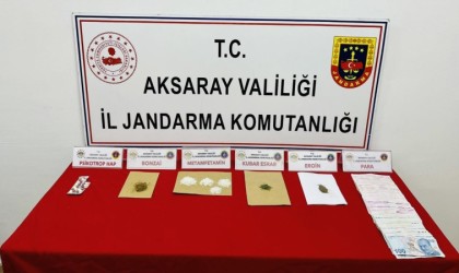 Jandarmadan uyuşturucu operasyonu: 2 tutuklama