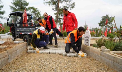 Kahramanmaraşta mezarlıklara bakım ve onarım