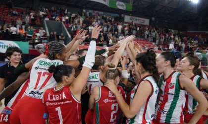 Karşıyaka Voleyboldan sakatlık açıklaması