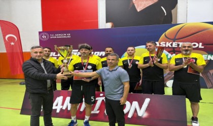 Kayseri İl Milli Eğitim Müdürlüğü voleybol takımlarından büyük başarı