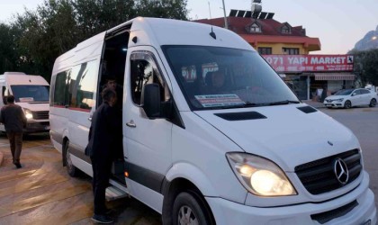 Kemer Belediyesinden öğrenci servislerine denetim