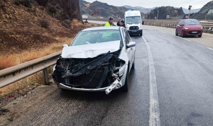 Kırıkkalede iki otomobil çarpıştı: 1 yaralı