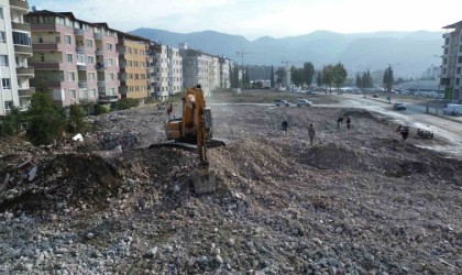 Maaşlarıyla merak uyandıran iş makinası operatörleri, uçuk meblağları dile getirenlere tepki gösterdiler