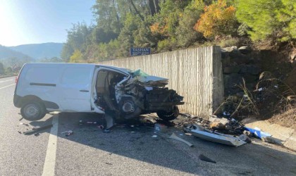 Marmaristeki trafik kazasında iki çocuk hayatını kaybetti