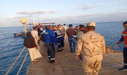 Mısırda batan turist teknesinde 4 kişinin cansız bedenine ulaşıldı