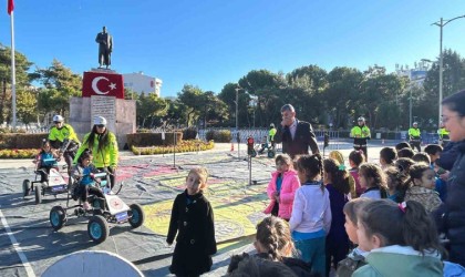 Mobil Trafik Eğitim Tırı Muğlada öğrencilere trafik bilincini aşılayacak