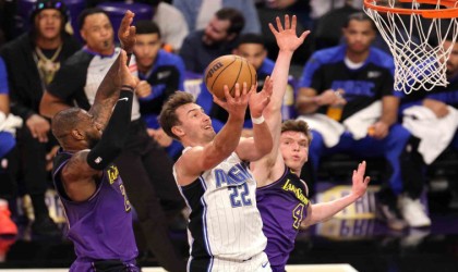 Orlando Magic son saniyelerde kazandı, Lakersın serisi bitti