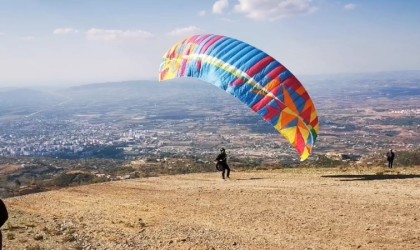 Osmaniyede yamaç paraşütü festivali düzenlendi