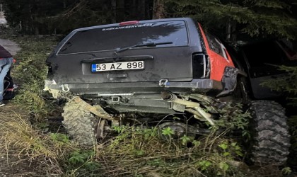 Rizede trafik kazası: 2si ağır 4 yaralı