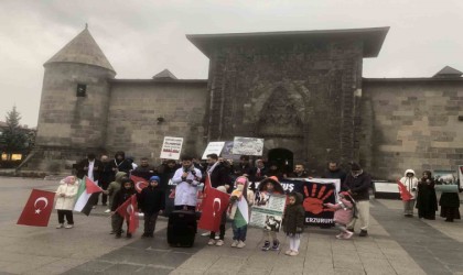 Sağlık çalışanları protestolarını 52ncü haftada sürdürdü