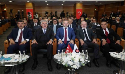 TCMB Başkanı Karahan: 2025 yılı sonunda enflasyonu yüzde 21e indirmeyi hedefliyoruz