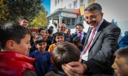 Vali Çelik: “Okuma alışkanlığı bir yaşam şeklidir”