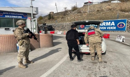 Vanda çeşitli suçlardan 14 kişi tutuklandı