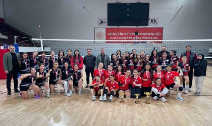 Yıldız Kız Yerel Ligde şampiyon Elazığ Voleybol Akademi oldu