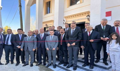 Yüksekovada 1500 kişilik cami ibadete açıldı