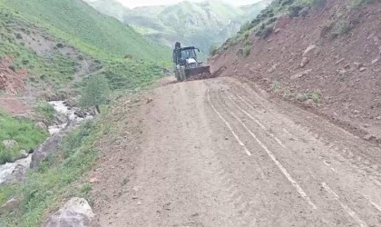 Yüksekovanın köylerinin yol ve su kanalları yenileniyor