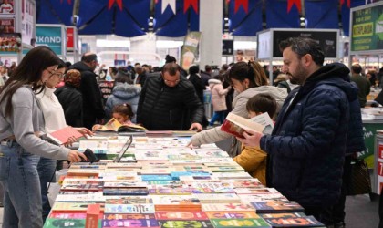 7. Isparta Kitap Fuarına yoğun ilgi