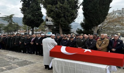 Amasyanın son Kore gazilerinden Bayram Çelik son yolculuğuna uğurlandı