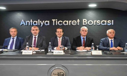 Antalya Ticaret Borsası yılın son meclisini gerçekleştirdi