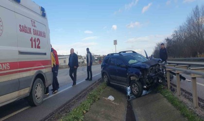 Balıkesirde direksiyon hakimiyetini kaybeden sürücü yaralandı