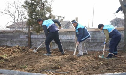 Battalgazide yeşil alanlar yenileniyor