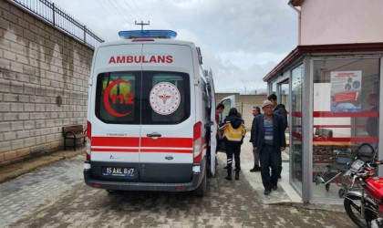 Burdurda gıda zehirlenmesi şüphesiyle 43 öğrenci hastaneye kaldırıldı